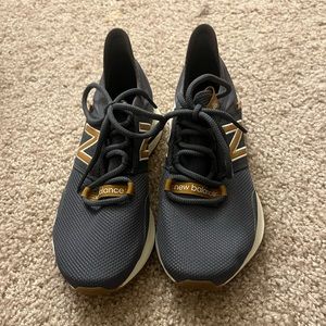 BRAND NEW new balance running shoes